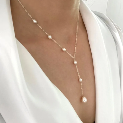 Evelina™ | Women’s Vintage Dangling Pearl Necklace